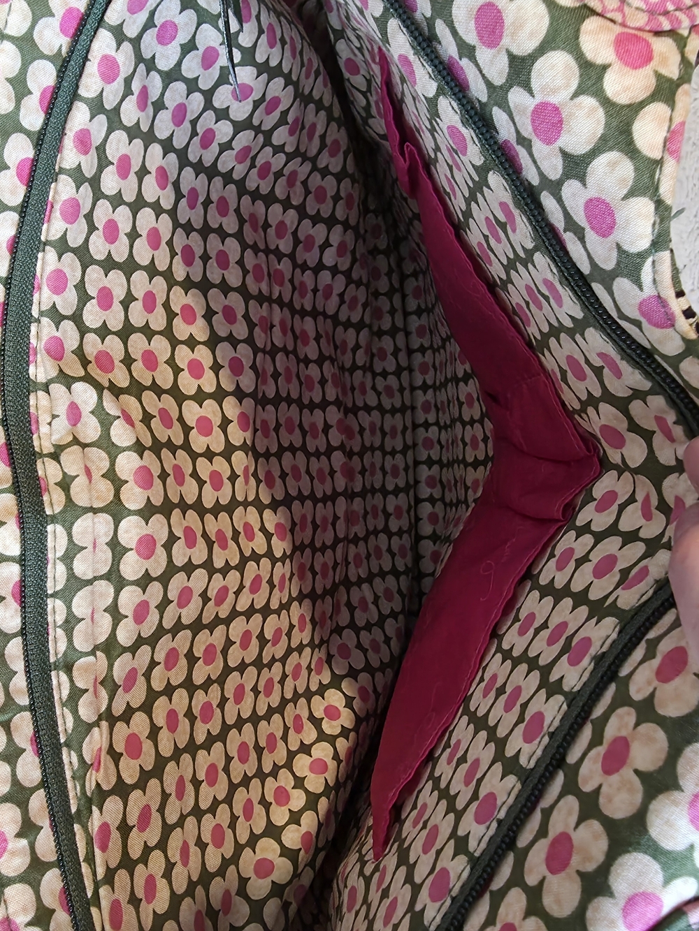 Vera Bradley Glenna Bag - Picture 3 of 12